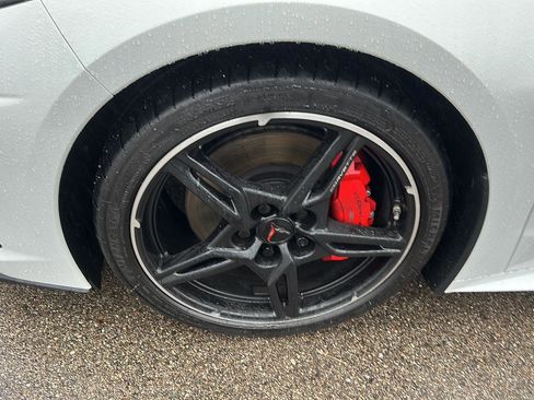 Used 2023 Chevrolet Corvette Stingray Coupe w/ Z51 Performance Package image 9