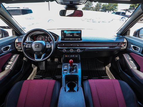 Used 2024 Honda Civic Si image 2