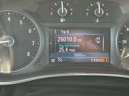 Used 2020 Buick Encore Preferred image 9