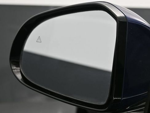 Used 2022 Hyundai Santa Fe SEL FWD image 9
