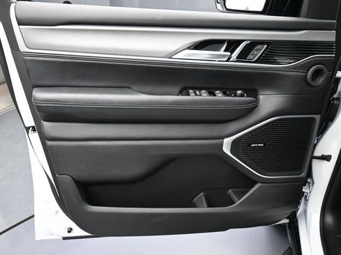 New 2026 Jeep Grand Wagoneer L Limited image 13