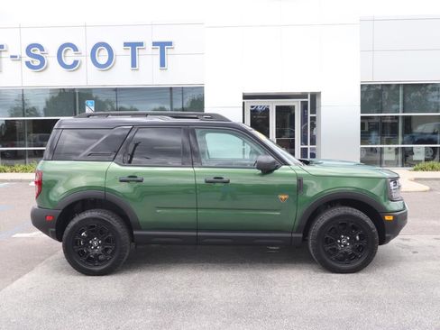 Used 2025 Ford Bronco Sport Badlands AWD/4WD image 16