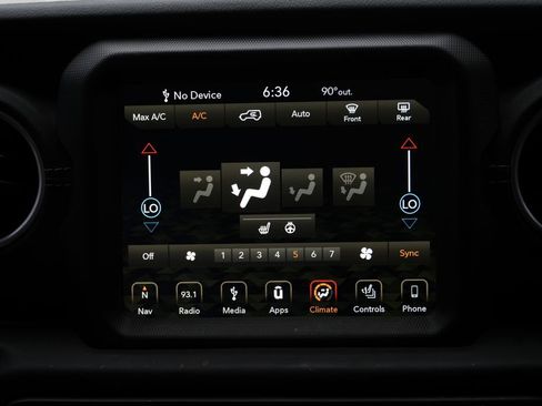 Used 2018 Jeep Wrangler Unlimited Sahara w/ Dual Top Group AWD/4WD image 51