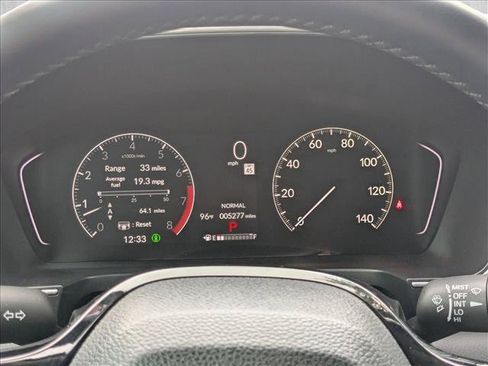 Used 2025 Honda Pilot EX-L image 3