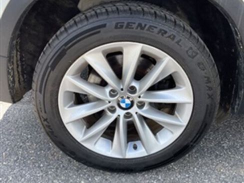 Used 2017 BMW X3 xDrive28i AWD/4WD image 25