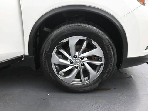 Used 2015 Nissan Rogue SL w/ SL Premium Package AWD/4WD image 35