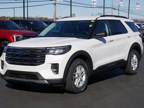 New 2026 Ford Explorer Active image 8