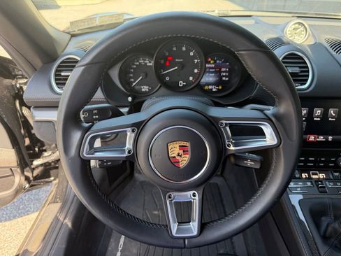 Certified 2021 Porsche 718 Boxster Spyder image 25