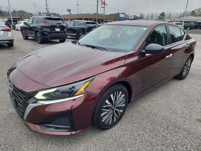 Used 2024 Nissan Altima 2.5 SV