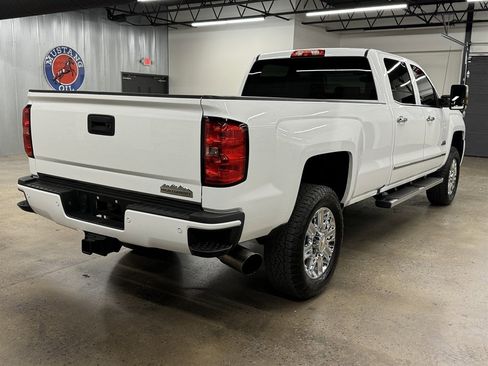 Used 2015 Chevrolet Silverado 2500 High Country w/ Duramax Plus Package AWD/4WD image 14