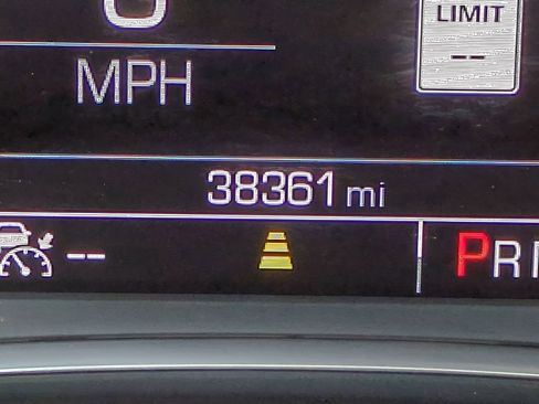 Used 2018 Chevrolet Malibu Premier w/ Driver Confidence Package image 27