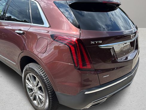 Certified 2023 Cadillac XT5 Premium Luxury AWD/4WD image 12