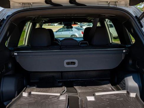 Certified 2025 Subaru Forester Premium AWD/4WD image 22
