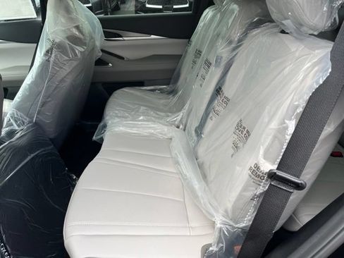 New 2027 INFINITI QX60 Luxe w/ Cargo Package AWD/4WD image 12
