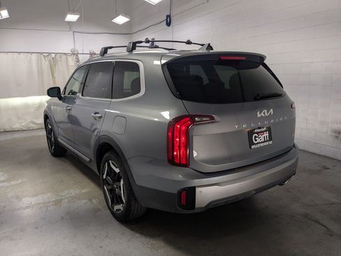 Used 2025 Kia Telluride S AWD/4WD image 9