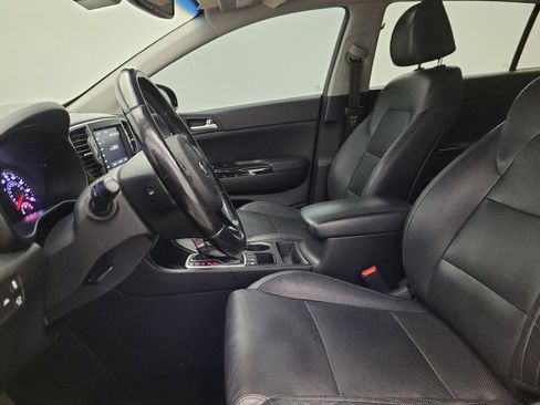 Used 2018 Kia Sportage EX w/ EX Technology Package FWD image 17