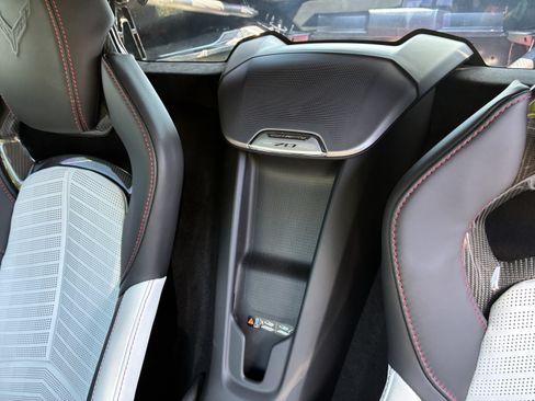 Used 2023 Chevrolet Corvette Stingray Premium Cpe w/ Z51 Performance Package RWD image 35