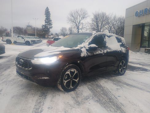 Used 2023 Ford Escape ST-Line Select w/ Tech Pack #2 image 3