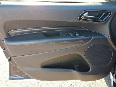 Used 2024 Dodge Durango GT image 9