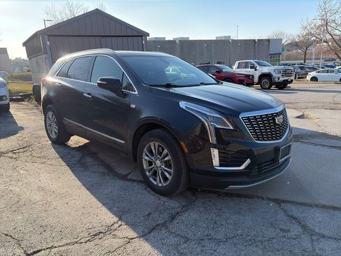 Used 2021 Cadillac XT5 Premium Luxury image 3