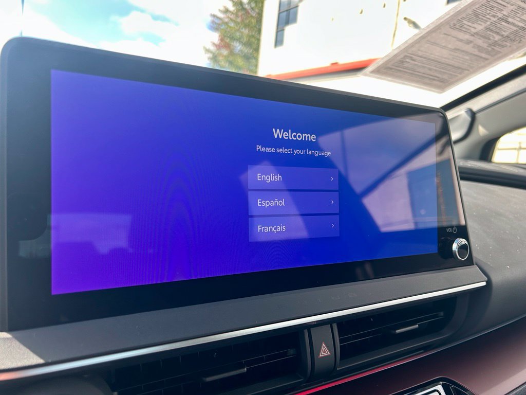 Certified 2025 Toyota Prius Plug-In Hybrid FWD image 23