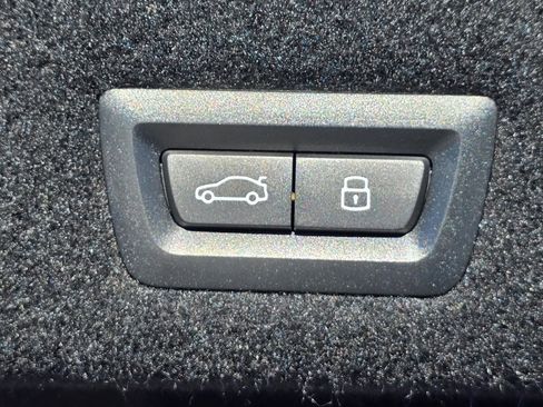 New 2025 BMW 760i xDrive image 8