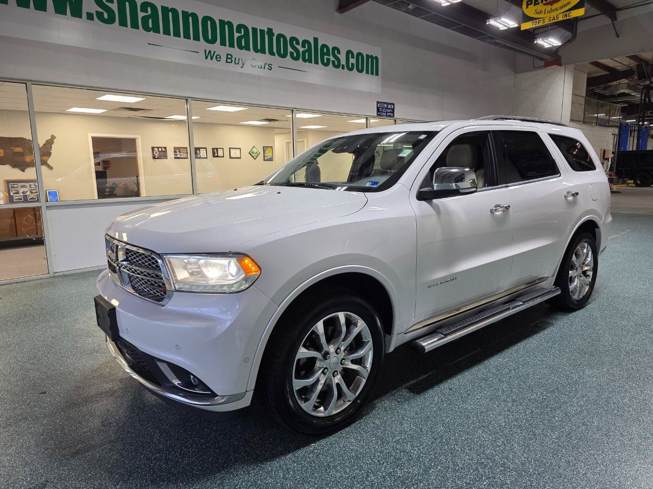 Used 2018 Dodge Durango Citadel w/ Technology Group AWD/4WD image 2