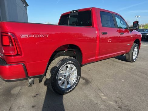 New 2026 RAM 2500 Big Horn AWD/4WD image 6