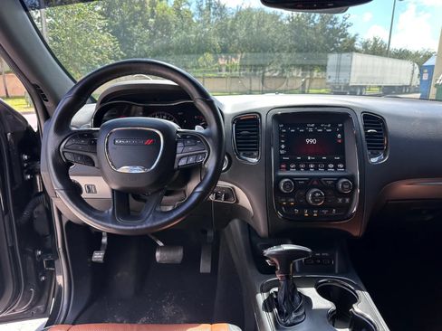 Used 2020 Dodge Durango R/T w/ Technology Group RWD image 12