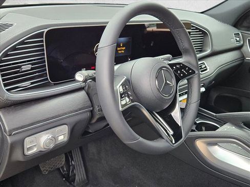 Used 2026 Mercedes-Benz GLE 350 4MATIC image 3