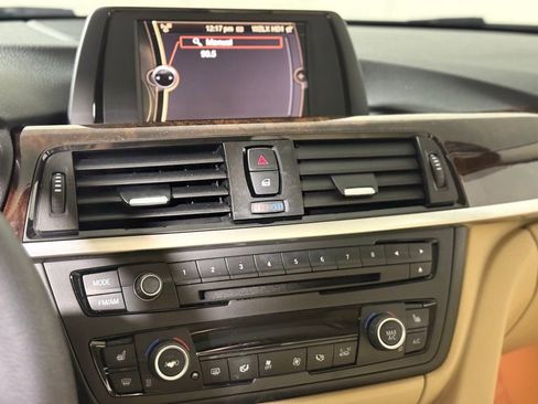 Used 2014 BMW 328i xDrive Sedan AWD/4WD image 14