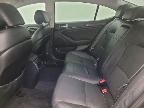 Used 2015 Kia Cadenza Premium image 18
