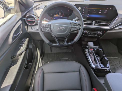 New 2026 Chevrolet Trax RS w/ Driver Confidence Package FWD image 4