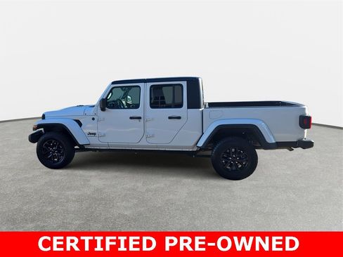 Certified 2023 Jeep Gladiator Sport image 16