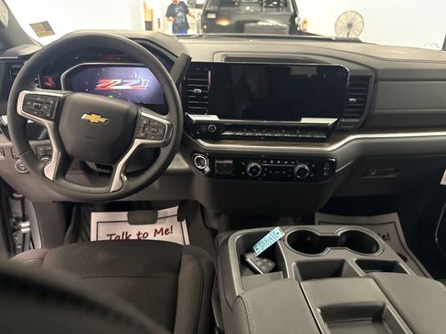 New 2026 Chevrolet Silverado 2500 LT w/ All Star Edition AWD/4WD image 12