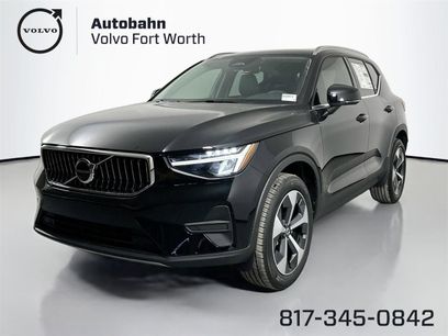 New 2025 Volvo XC40 B5 Core w/ Protection Package Premier