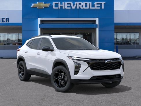New 2026 Chevrolet Trax LT w/ Driver Confidence Package FWD image 31