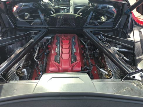 Used 2024 Chevrolet Corvette Stingray Preferred Cpe w/ Battery Protection Package image 18