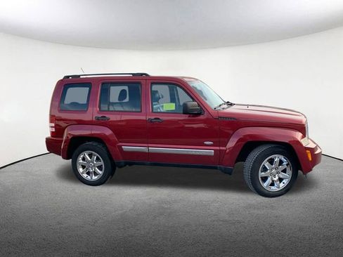 Used 2012 Jeep Liberty Sport image 14