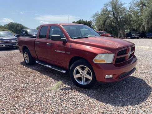 Used 2012 RAM 1500 Express RWD image 3