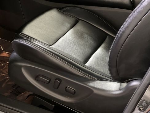 Used 2023 Nissan Maxima SV w/ Floor Mat Group image 12