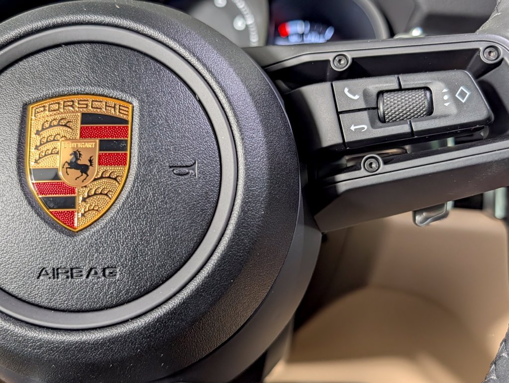 New 2026 Porsche Macan AWD/4WD image 38