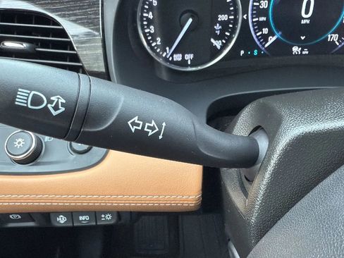 Used 2018 Buick LaCrosse Premium w/ Driver Confidence Package #2 image 14