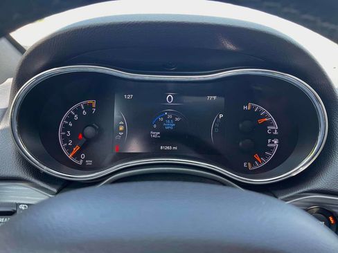 Used 2020 Jeep Grand Cherokee Altitude image 24