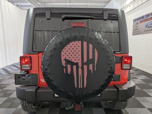 Used 2013 Jeep Wrangler Unlimited Sport image 8