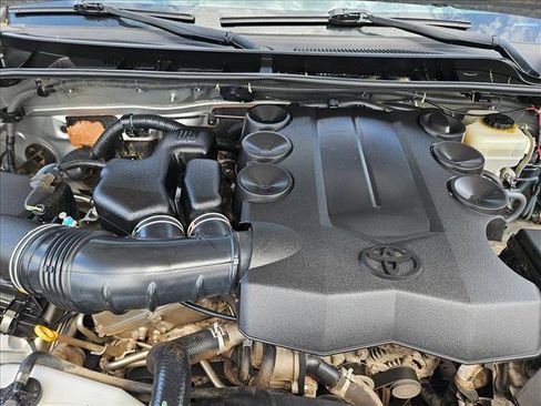 Used 2012 Toyota 4Runner SR5 RWD image 22