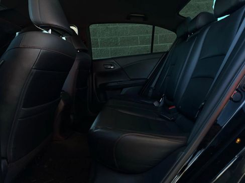 Used 2017 Honda Accord Sport Special Edition image 41
