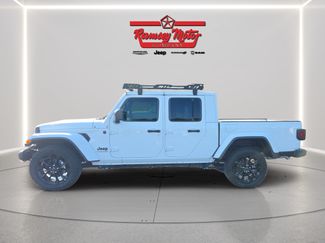 Used 2025 Jeep Gladiator Sport AWD/4WD video 2