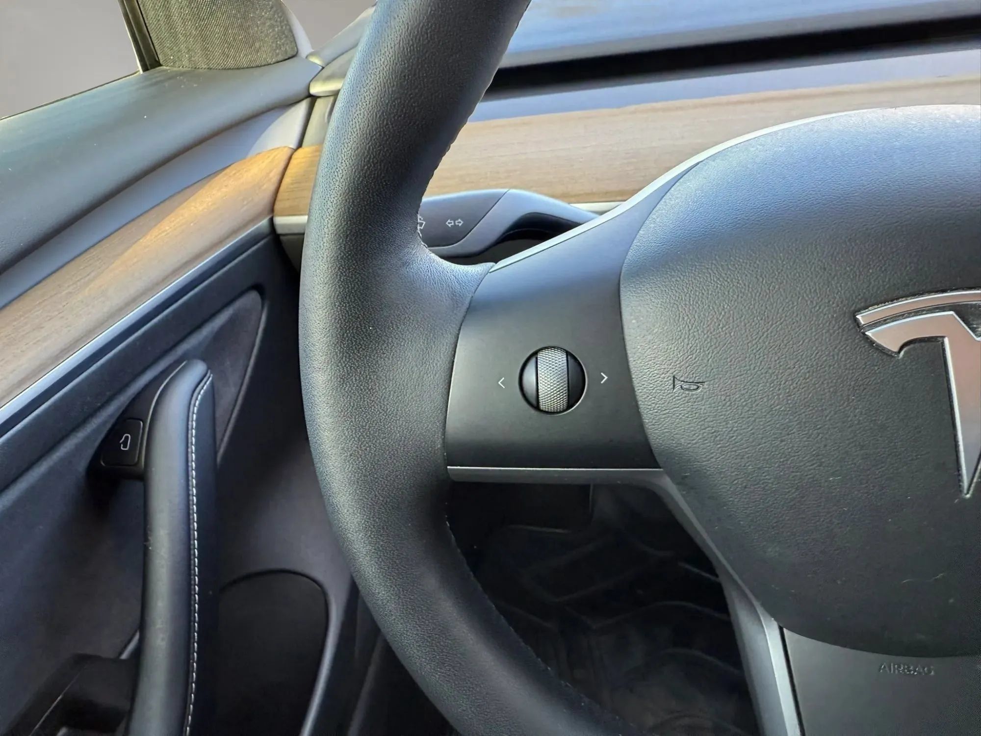 Used 2021 Tesla Model 3 Standard Range Plus RWD image 21