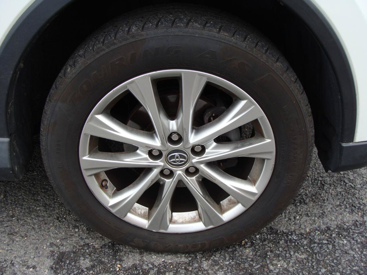 Used 2016 Toyota RAV4 Limited AWD/4WD image 36